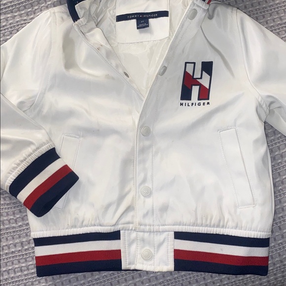 Tommy Hilfiger White Jacket with Gray Hood 2T - Picture 3 of 6